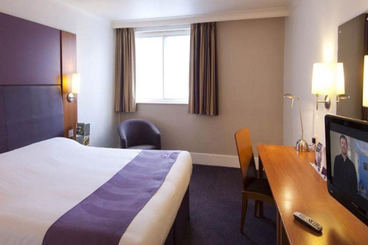 Premier Inn Skipton North Gargrave Exterior photo